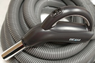 Beam Variable Speed Vacuum Hose & Attachment Set 9m